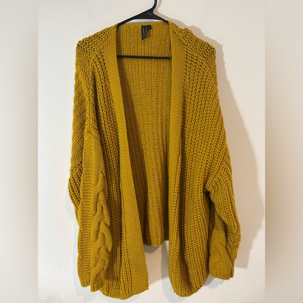 Moon&Madison Women’s Medium Open Front Oversized Knitted Mustard Cardigan